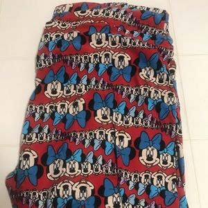 LulaRoe Disney leggings
